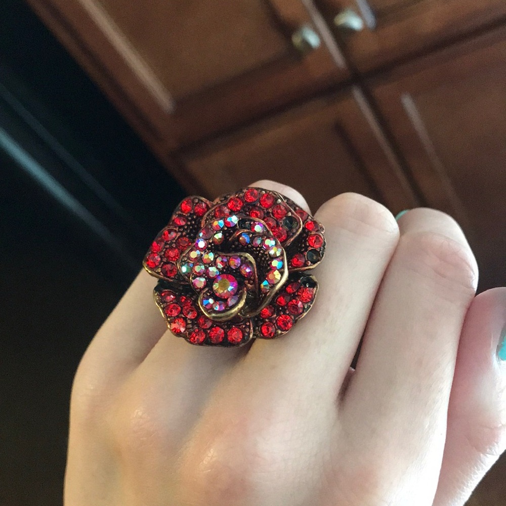 Flower ring - Picture 2 of 4